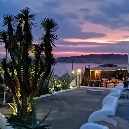 公寓 Beachfront Seaview Litoralmar Apt, Fast Wifi, Airco, Pool, Private Parking 波尔蒂芒