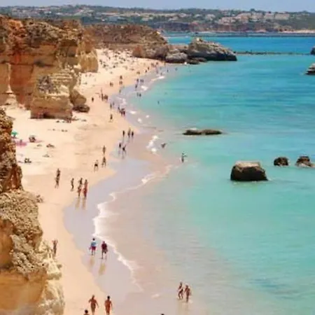 Beachfront Seaview Litoralmar Apt, Fast Wifi, Airco, Pool, Private Parking Апартаменти