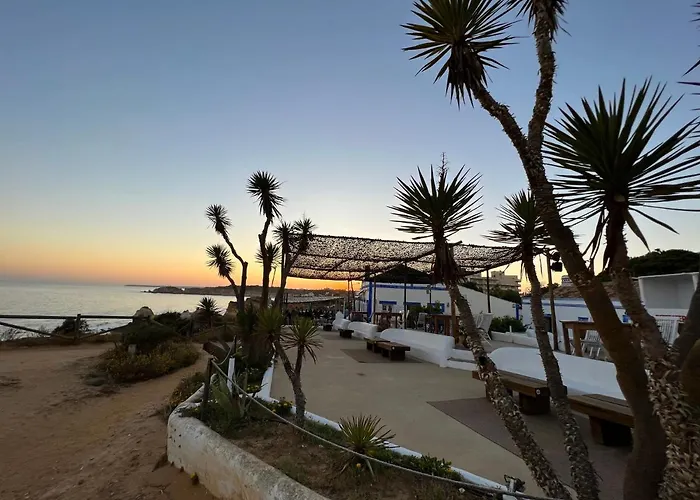 דירה Beachfront Seaview Litoralmar Apt, Fast Wifi, Airco, Pool, Private Parking