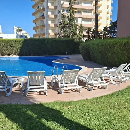 Beachfront Seaview Litoralmar Apt, Fast Wifi, Airco, Pool, Private Parking Portimão