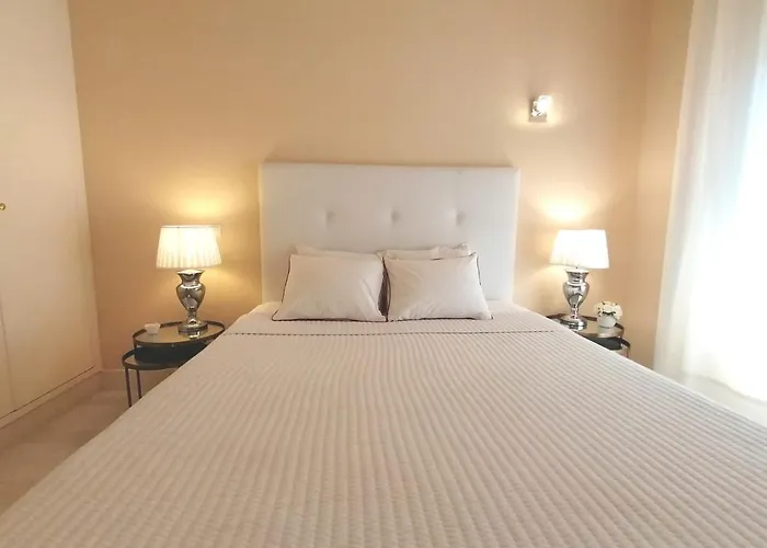 Appartement Beachfront Seaview Litoralmar Apt, Fast Wifi, Airco, Pool, Private Parking