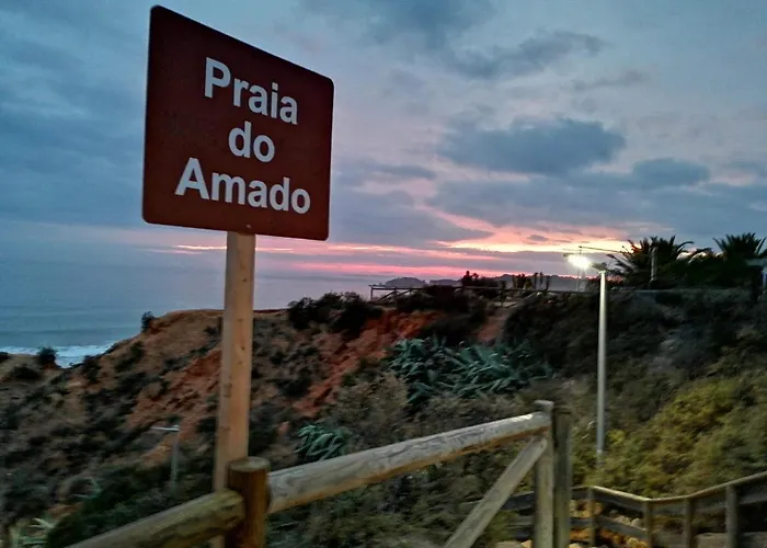 Beachfront Seaview Litoralmar Apt, Fast Wifi, Airco, Pool, Private Parking Appartement