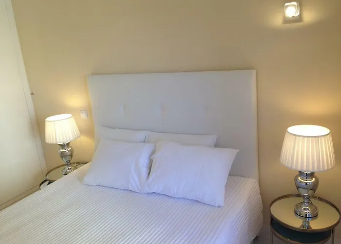 Appartement Beachfront Seaview Litoralmar Apt, Fast Wifi, Airco, Pool, Private Parking *