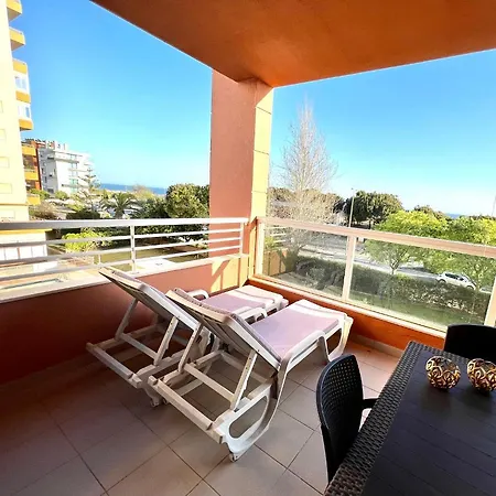 Beachfront Seaview Litoralmar Apt, Fast Wifi, Airco, Pool, Private Parking